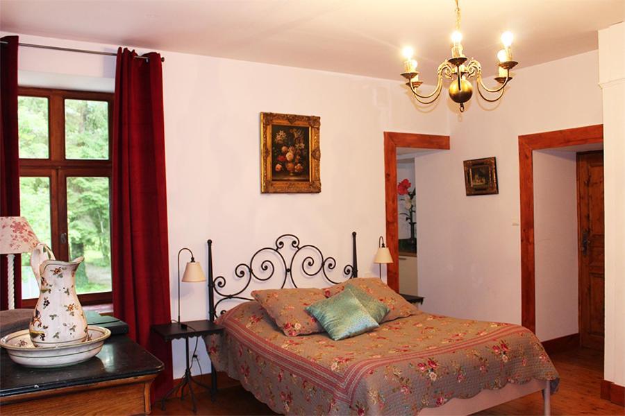 Domaine De Syam - Gites, Chambres D'Hotes & Cabanes Eksteriør bilde